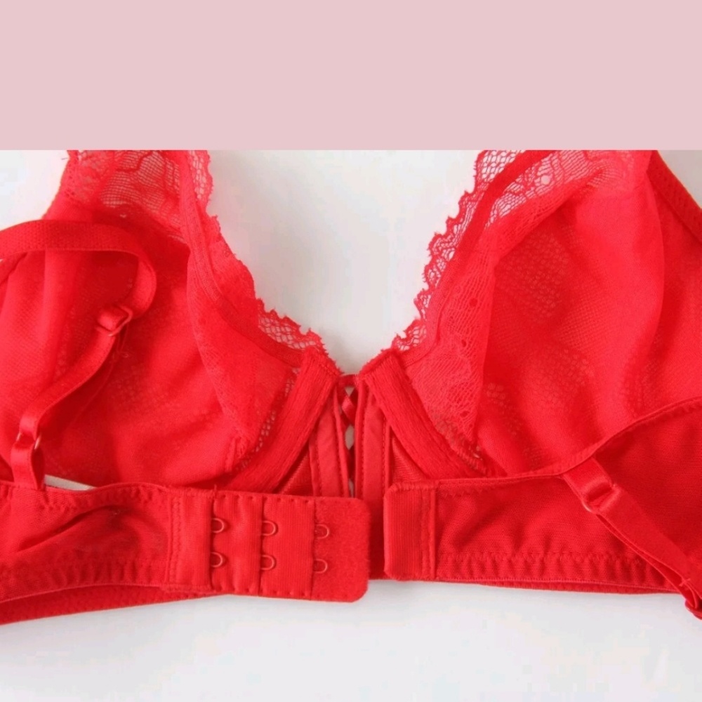 B. Tempt'd Lace Bra Sheer Lingerie Red Wire NEW - Picture 6 of 7
